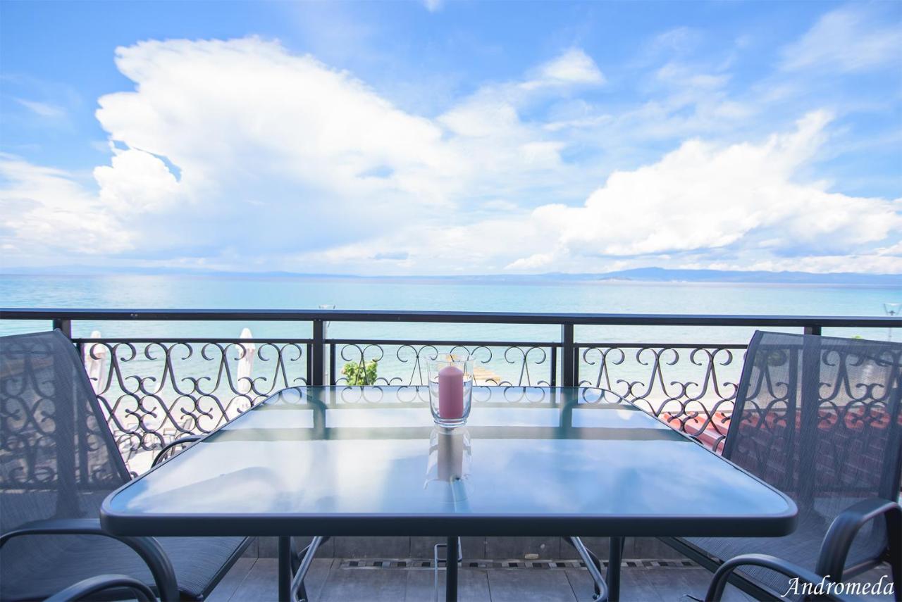 Andromeda'S Apartments Pefkochori Ngoại thất bức ảnh