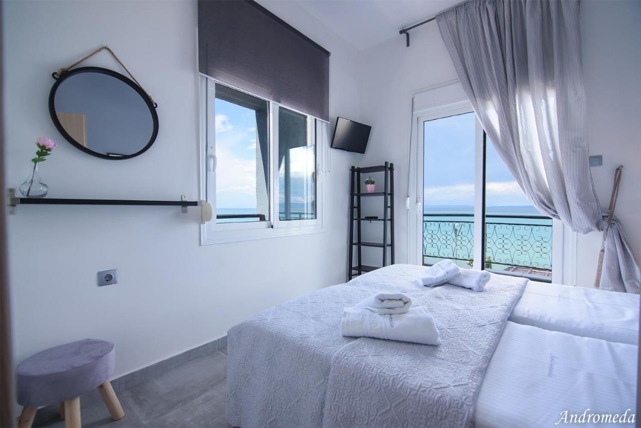 Andromeda'S Apartments Pefkochori Ngoại thất bức ảnh