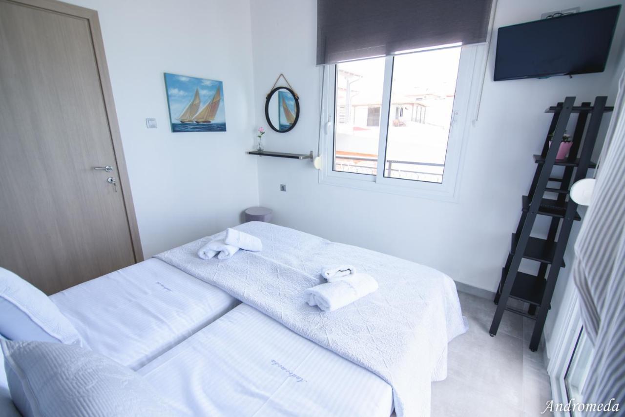 Andromeda'S Apartments Pefkochori Ngoại thất bức ảnh