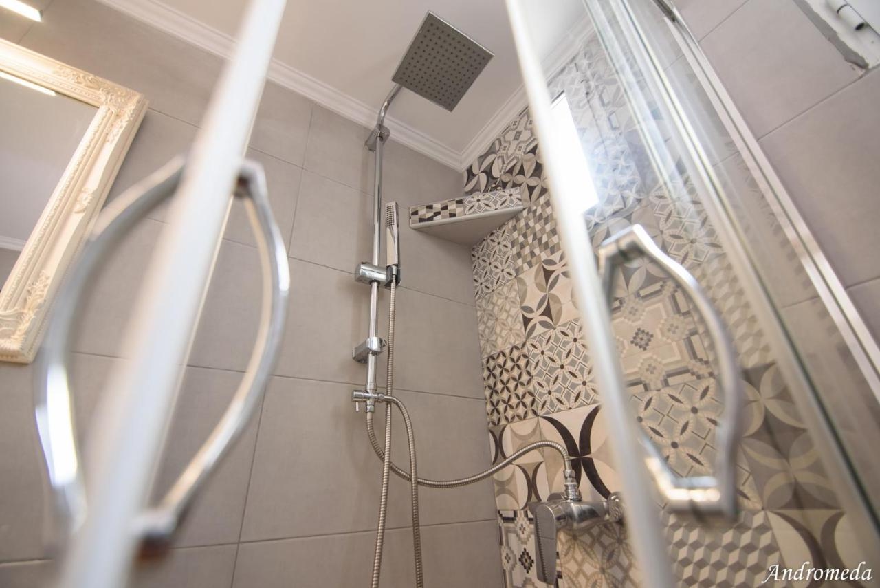 Andromeda'S Apartments Pefkochori Ngoại thất bức ảnh
