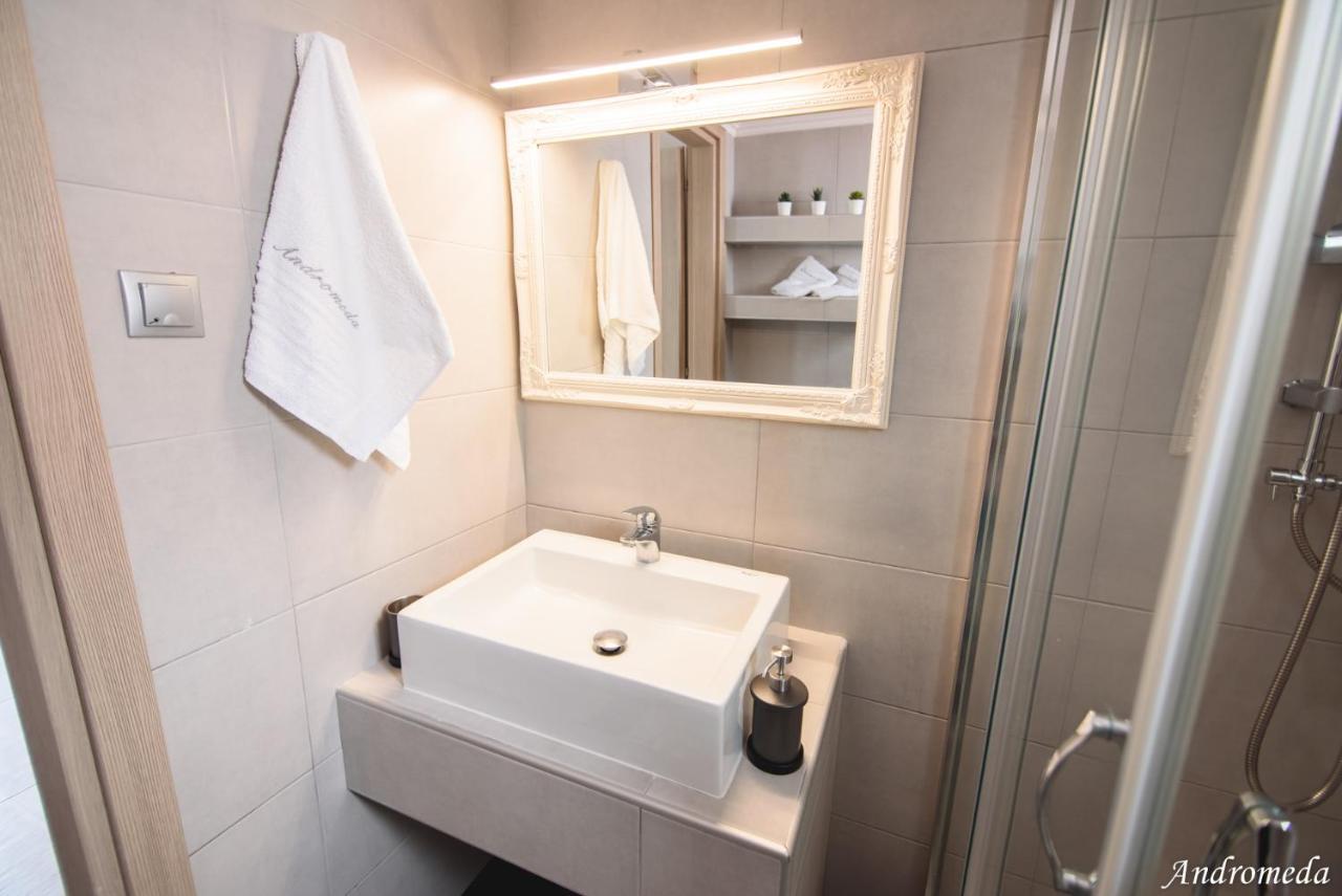 Andromeda'S Apartments Pefkochori Ngoại thất bức ảnh